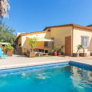 casa-con-piscina-privada-centro-wifi.catalonia-hotels.com/